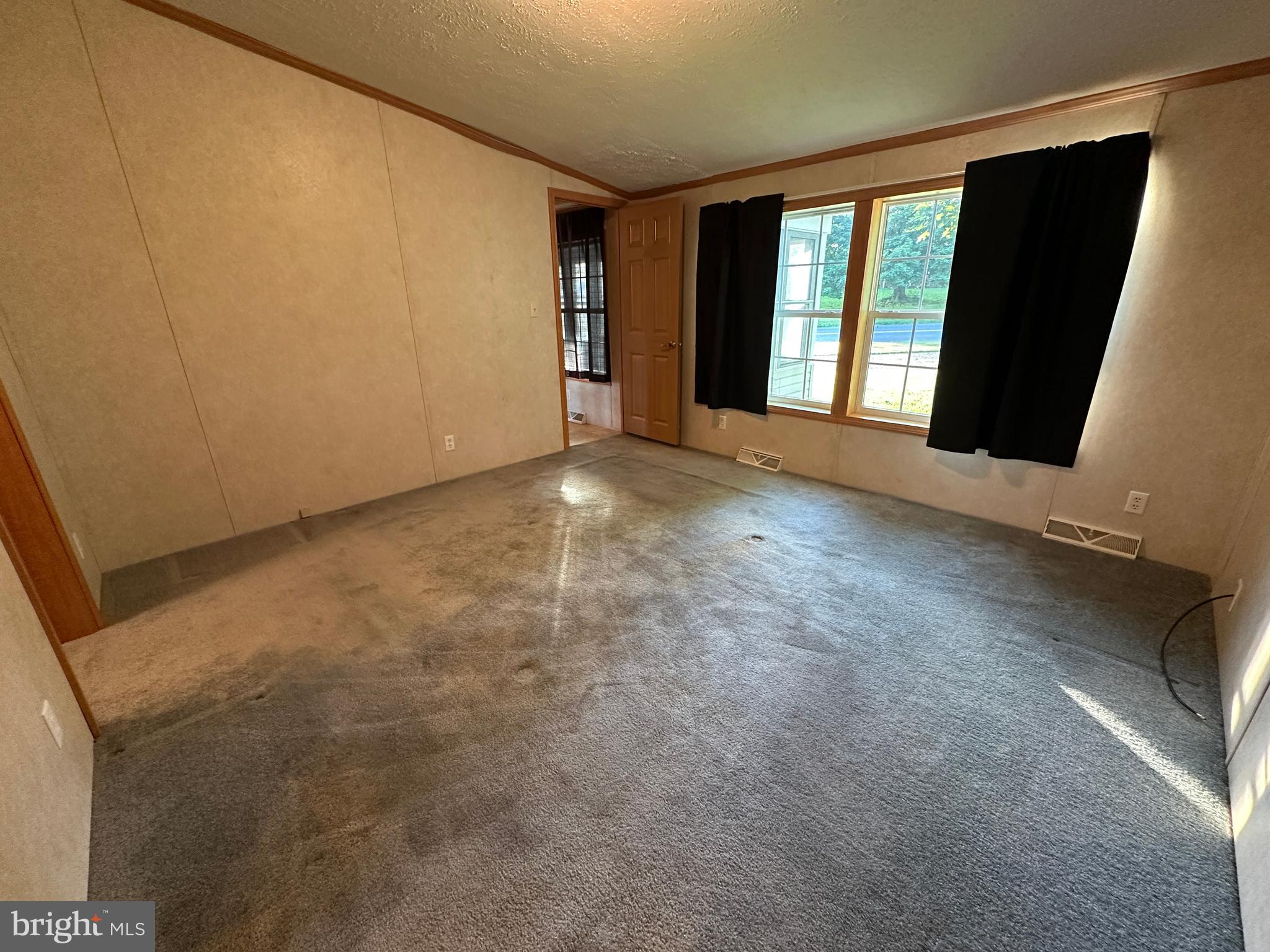 4391 Cito Road McConnellsburg, PA 17233 - Photo 51 of 67 an empty room with windows