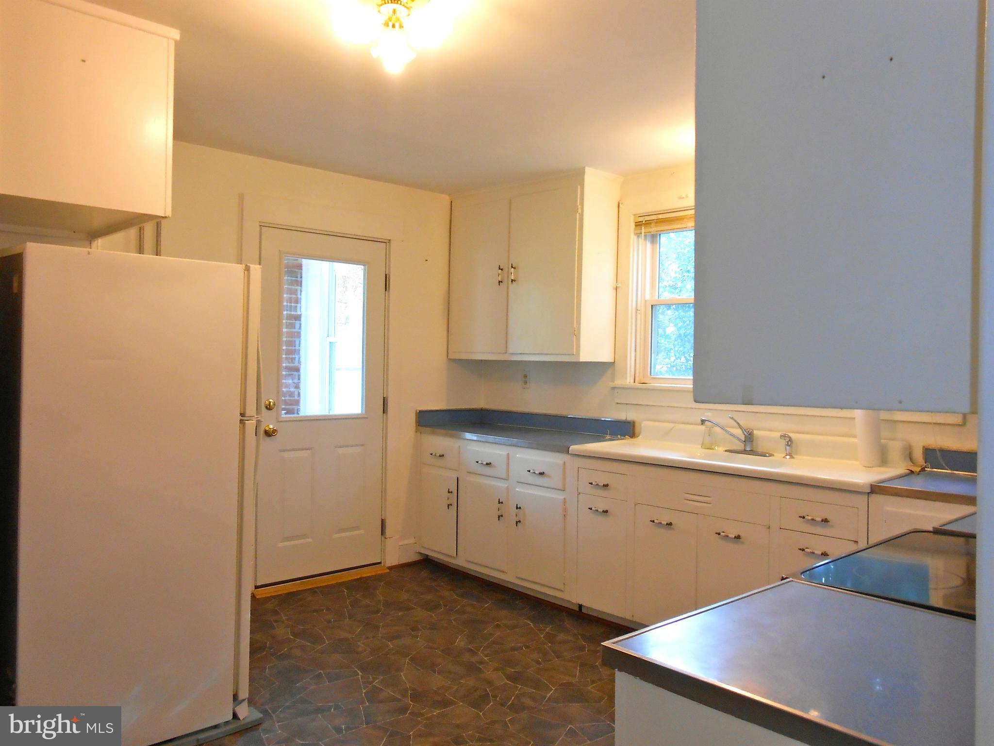 1653 Shookstown Road Frederick, MD 21702 - Photo 13 of 26 Kitchen