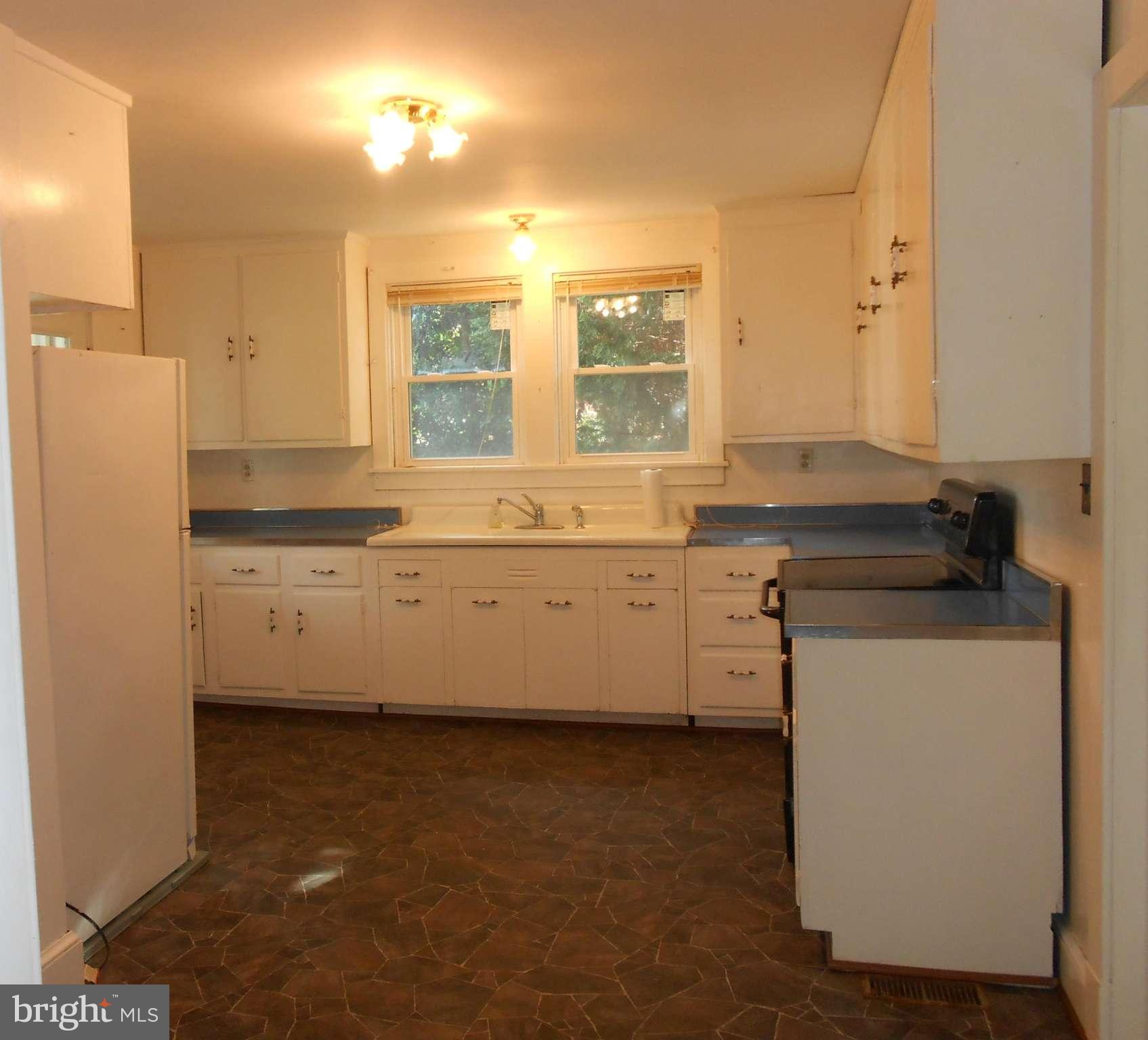 1653 Shookstown Road Frederick, MD 21702 - Photo 14 of 26 Kitchen