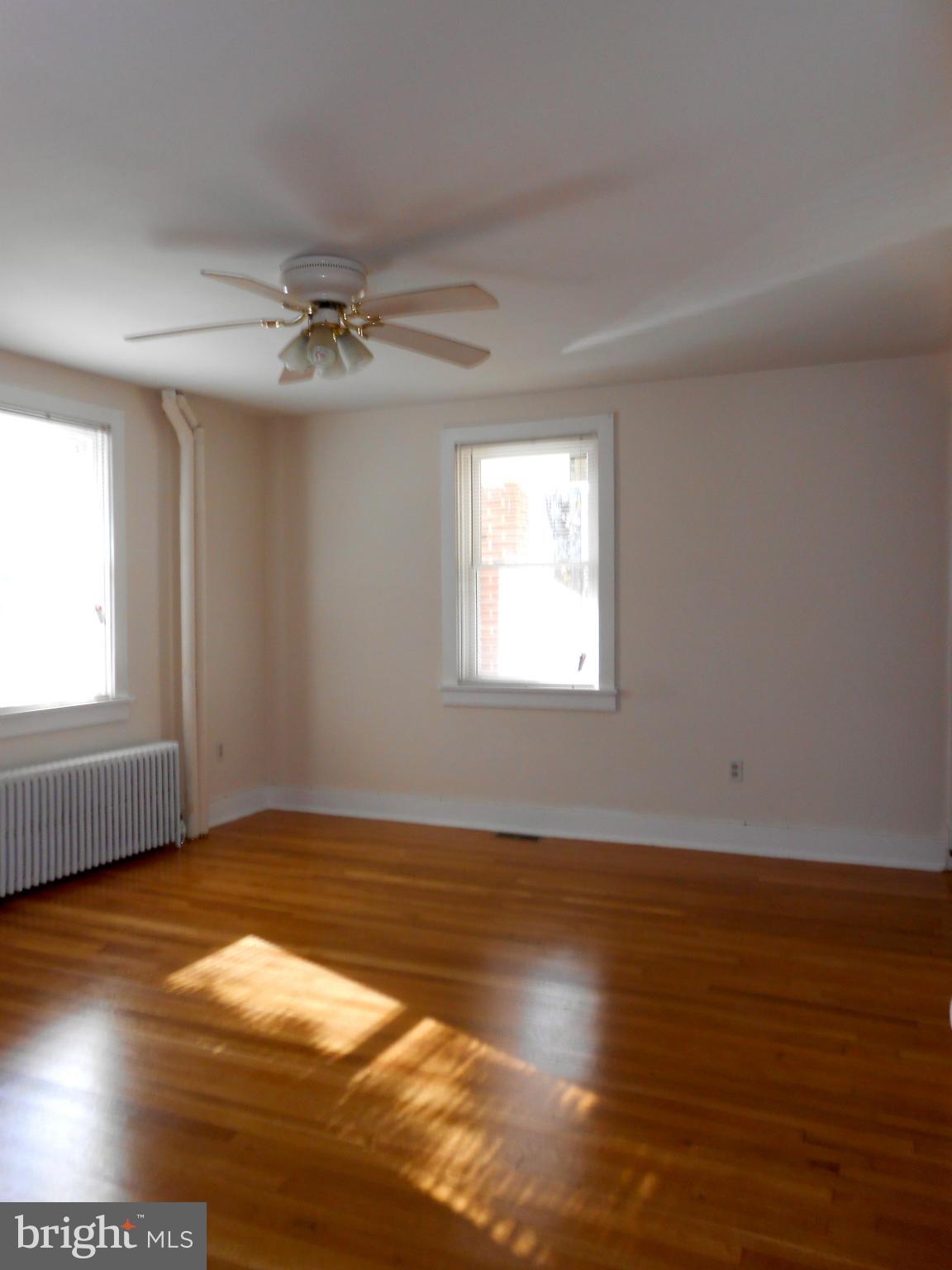 1653 Shookstown Road Frederick, MD 21702 - Photo 15 of 26 Bath (Master)