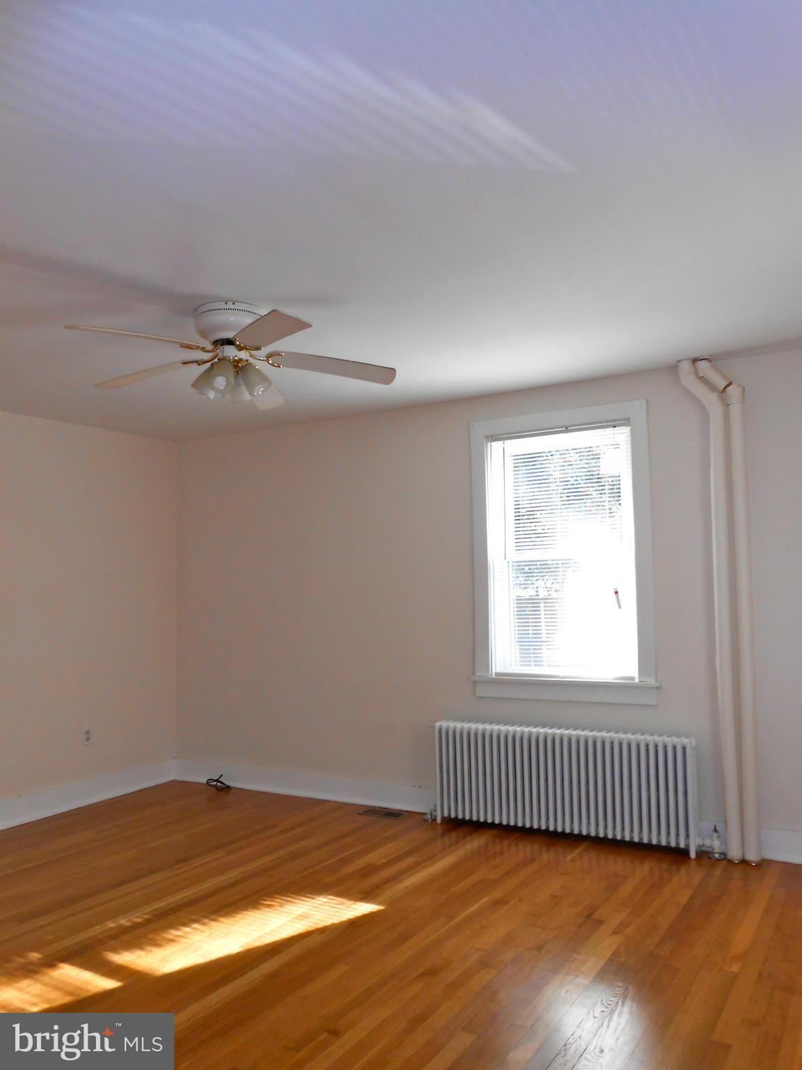 1653 Shookstown Road Frederick, MD 21702 - Photo 7 of 26 Family Room
