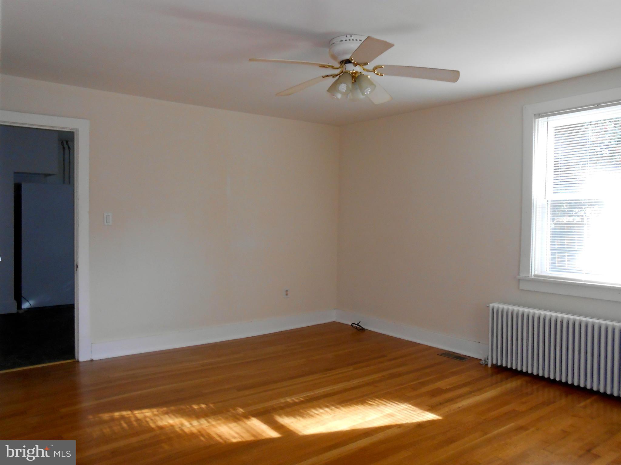 1653 Shookstown Road Frederick, MD 21702 - Photo 8 of 26 Family Room