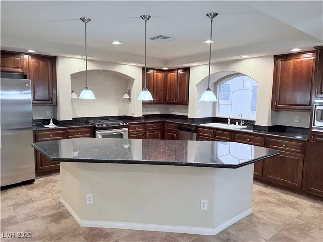 $2,040 | 1137 Sax Fifth Avenue, Henderson, NV 89052