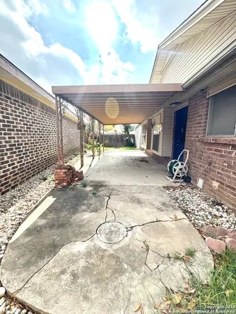 $1,795 | 663 Fern Meadow Drive, Universal City, TX 78148