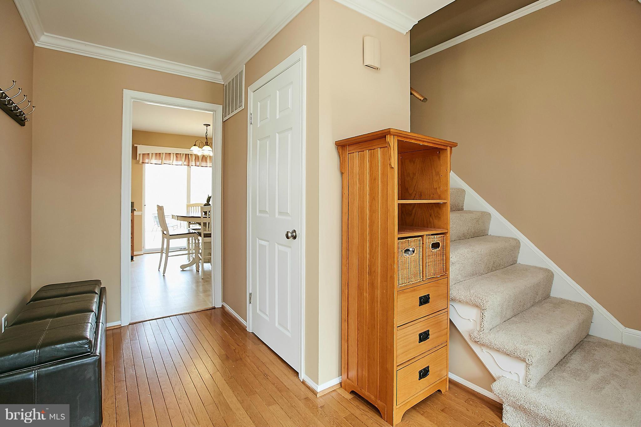 10196 Wavell Road Fairfax, VA 22032 - Photo 4 of 28 Interior (General)