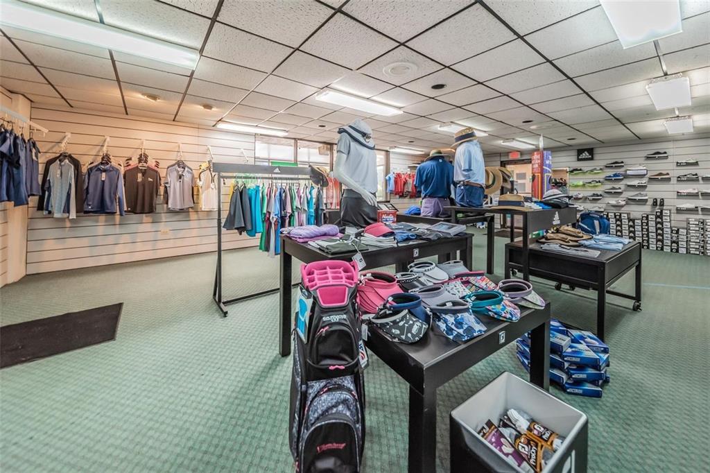 3521 Teeside Drive New Port Richey, FL 34655 - Photo 50 of 73 a outdoor space with lots of furniture and clutter