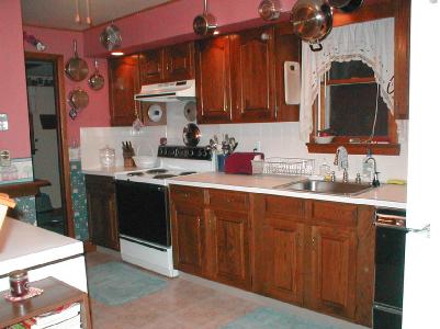 143 Bangor Junction Road Bangor, PA 18013 - Photo 6 of 10 Kitchen