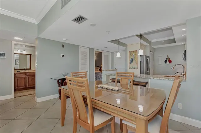 $4,000 | 1945 Gulf Of Mexico Drive, Unit M2414, Longboat Key, FL 34228