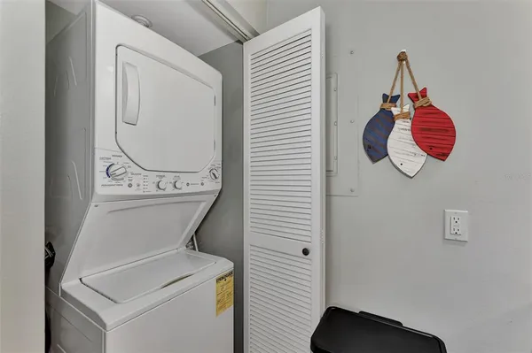$4,000 | 1945 Gulf Of Mexico Drive, Unit M2414, Longboat Key, FL 34228