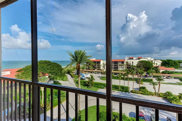 $4,000 | 1945 Gulf Of Mexico Drive, Unit M2414, Longboat Key, FL 34228