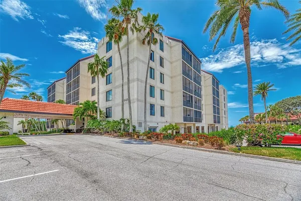 $4,000 | 1945 Gulf Of Mexico Drive, Unit M2414, Longboat Key, FL 34228