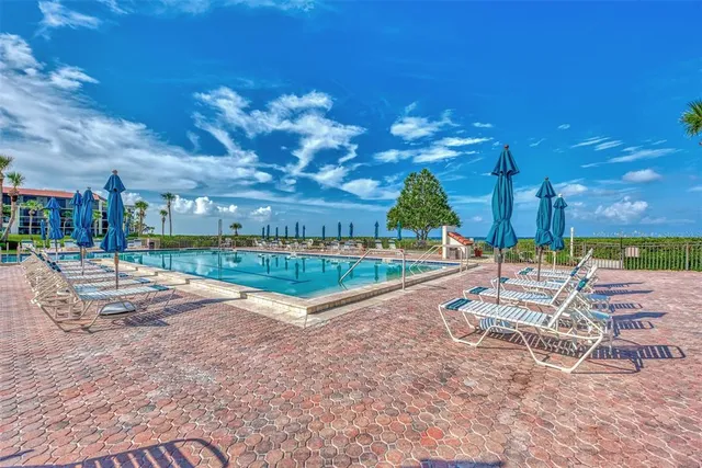 $4,000 | 1945 Gulf Of Mexico Drive, Unit M2414, Longboat Key, FL 34228