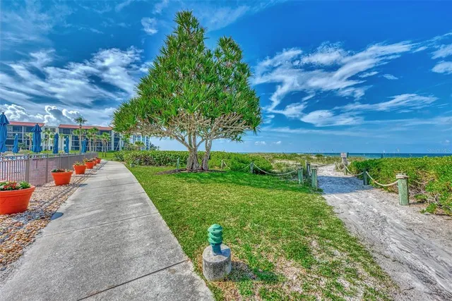 $4,000 | 1945 Gulf Of Mexico Drive, Unit M2414, Longboat Key, FL 34228