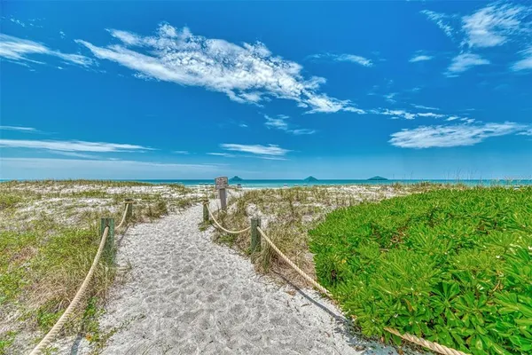 $4,000 | 1945 Gulf Of Mexico Drive, Unit M2414, Longboat Key, FL 34228