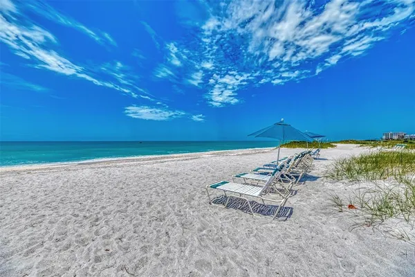 $4,000 | 1945 Gulf Of Mexico Drive, Unit M2414, Longboat Key, FL 34228
