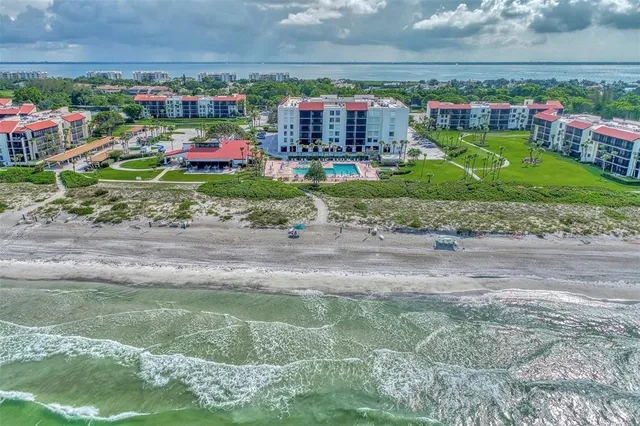 $4,000 | 1945 Gulf Of Mexico Drive, Unit M2414, Longboat Key, FL 34228