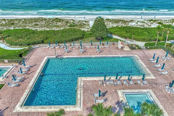 $4,000 | 1945 Gulf Of Mexico Drive, Unit M2414, Longboat Key, FL 34228