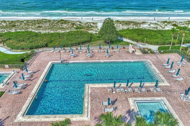 $4,000 | 1945 Gulf Of Mexico Drive, Unit M2414, Longboat Key, FL 34228