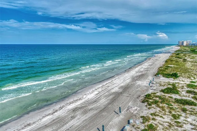 $4,000 | 1945 Gulf Of Mexico Drive, Unit M2414, Longboat Key, FL 34228