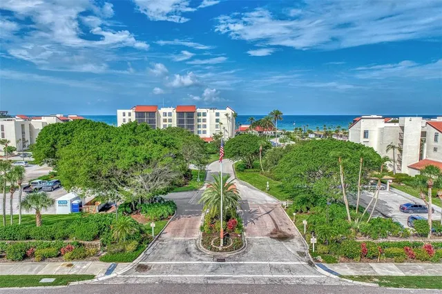 $4,000 | 1945 Gulf Of Mexico Drive, Unit M2414, Longboat Key, FL 34228