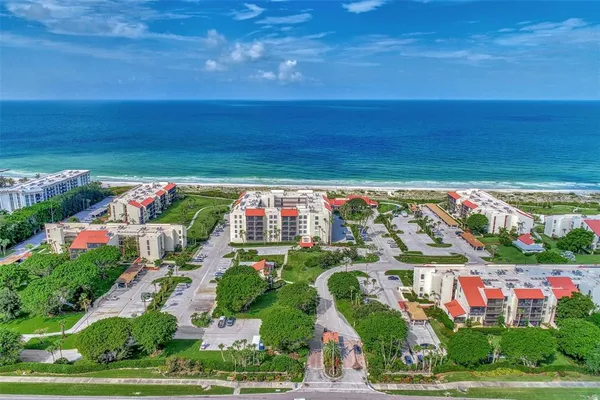 $4,000 | 1945 Gulf Of Mexico Drive, Unit M2414, Longboat Key, FL 34228
