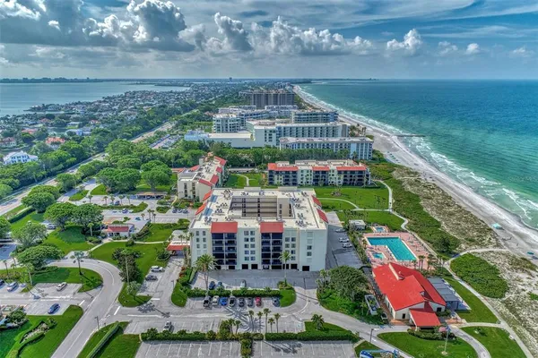 $4,000 | 1945 Gulf Of Mexico Drive, Unit M2414, Longboat Key, FL 34228