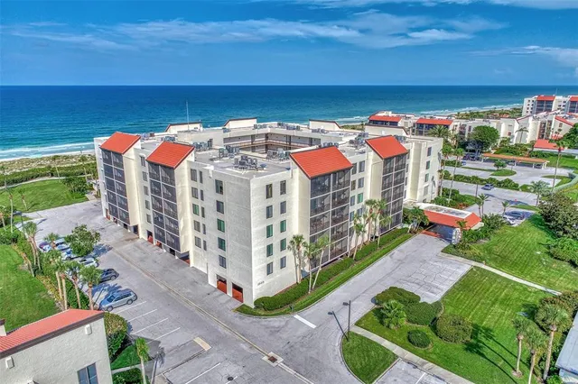 $4,000 | 1945 Gulf Of Mexico Drive, Unit M2414, Longboat Key, FL 34228
