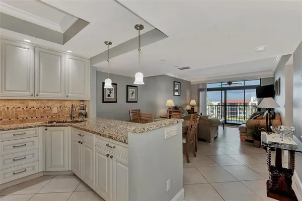 $4,000 | 1945 Gulf Of Mexico Drive, Unit M2414, Longboat Key, FL 34228