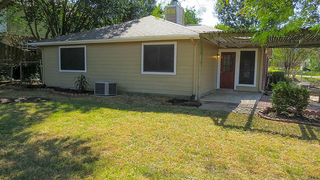 10926 Waterview Circle Montgomery, TX 77356 - Photo 15 of 15 Fully fenced backyard with pergola and back patio