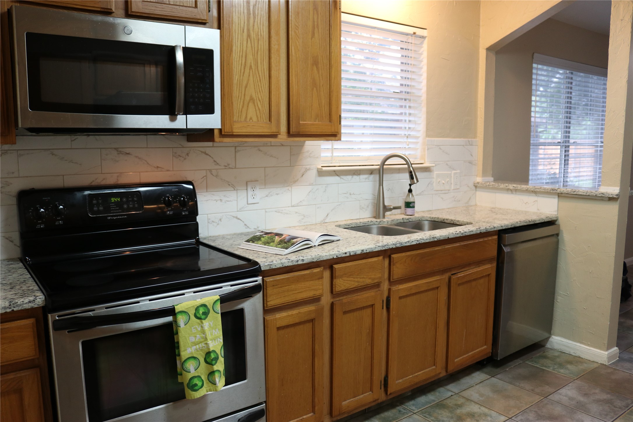 10926 Waterview Circle Montgomery, TX 77356 - Photo 6 of 15