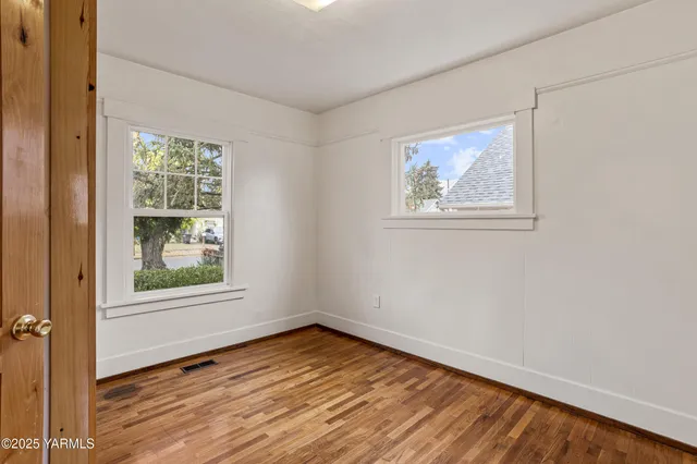 $289,000 | 619 South 15th Avenue, Yakima, WA 98902