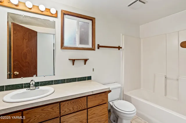 $289,000 | 619 South 15th Avenue, Yakima, WA 98902