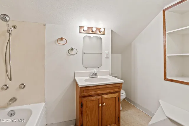 $289,000 | 619 South 15th Avenue, Yakima, WA 98902