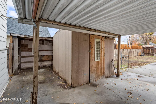 $289,000 | 619 South 15th Avenue, Yakima, WA 98902