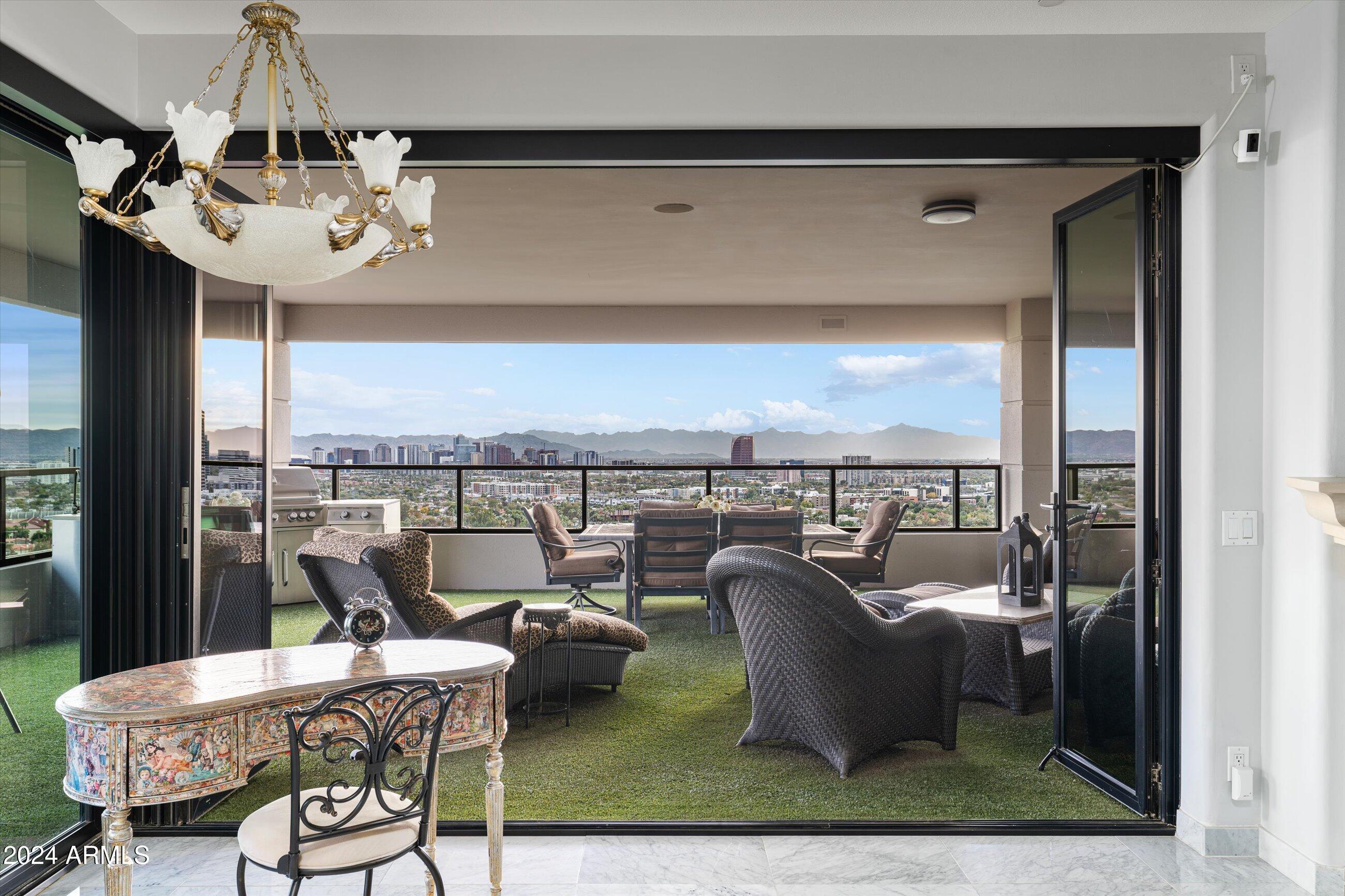 1040 East Osborn Road, Unit 1901 Phoenix, AZ 85014 - Photo 15 of 35 Primary Patoo