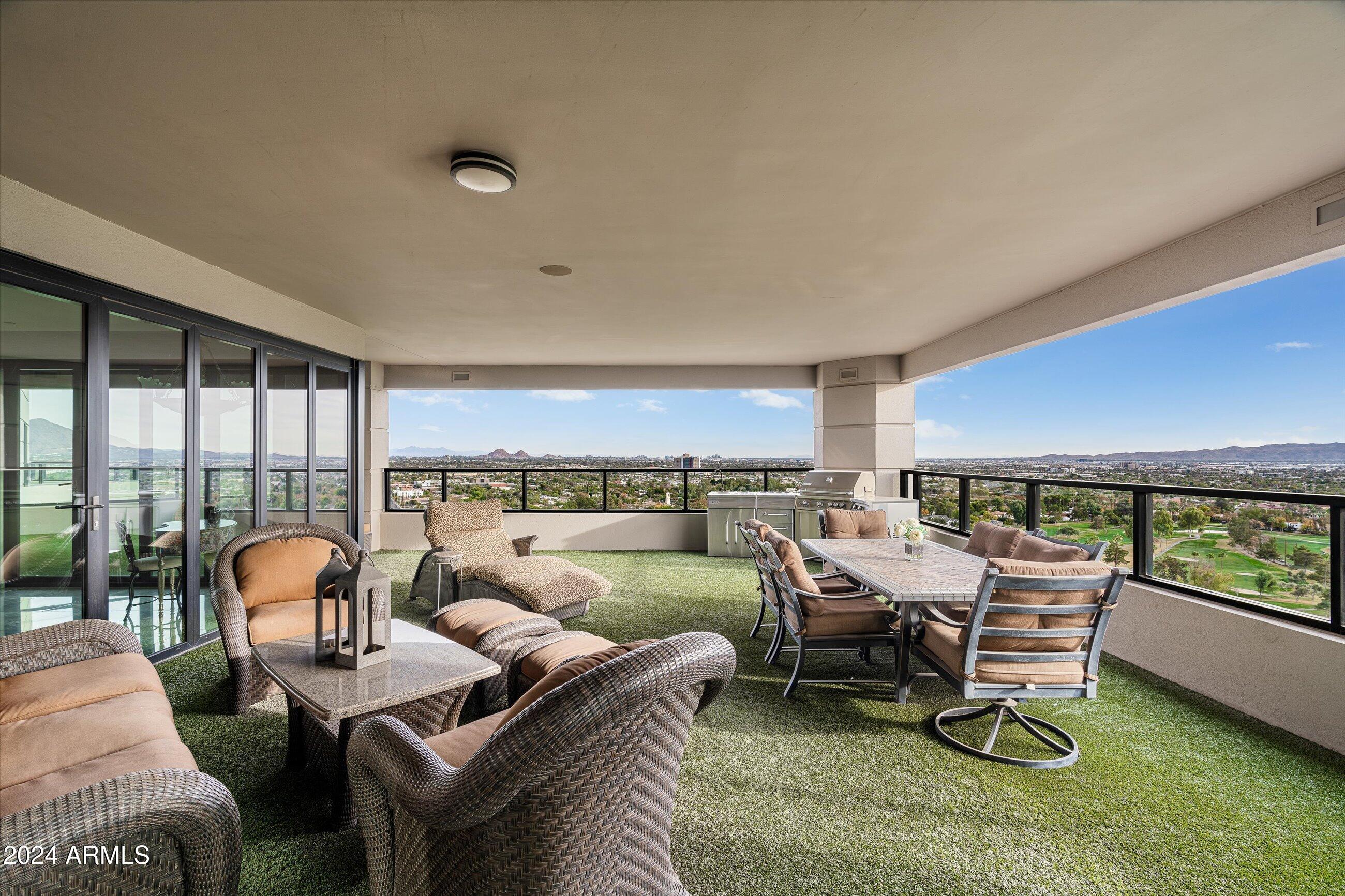 1040 East Osborn Road, Unit 1901 Phoenix, AZ 85014 - Photo 24 of 35 Patio & Views