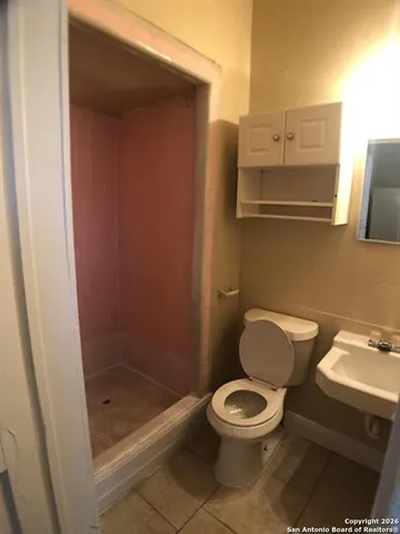 $600 | 330 Barrett Place, Unit 1, San Antonio, TX 78225