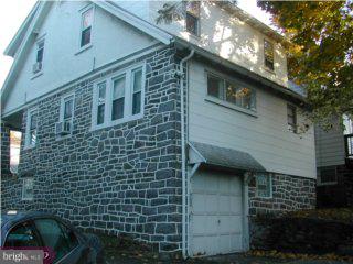 106 Englewood Road Upper Darby, PA 19082 - Photo 2 of 6