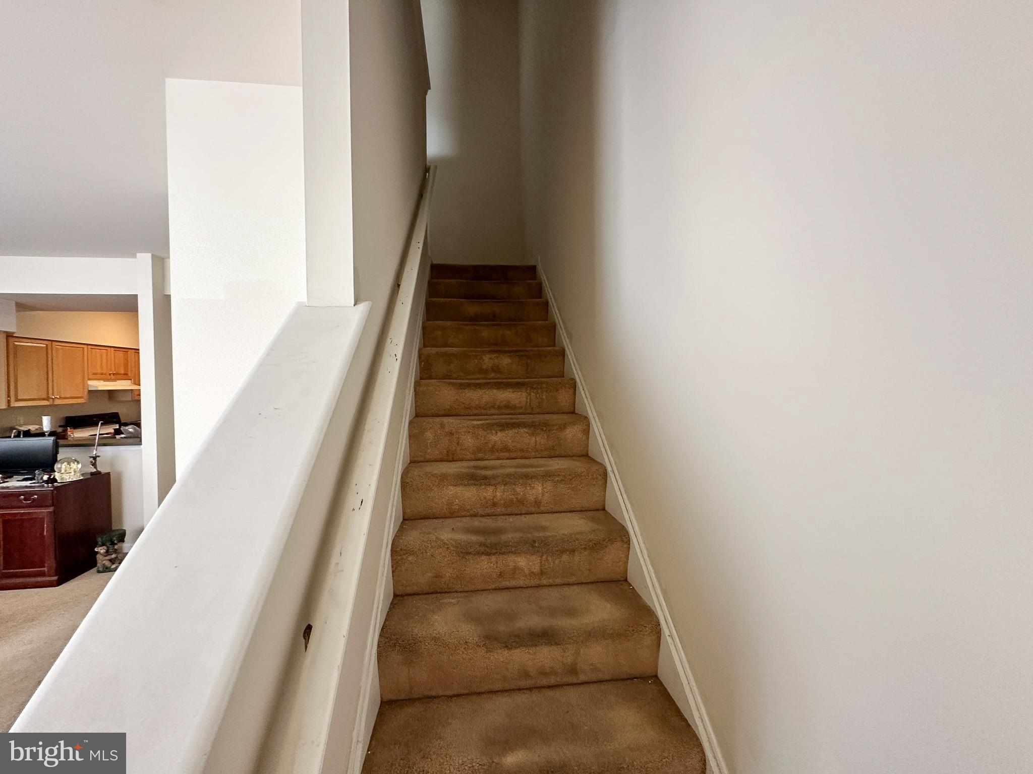 901 Merchant Street Coatesville, PA 19320 - Photo 17 of 36 a view of entryway