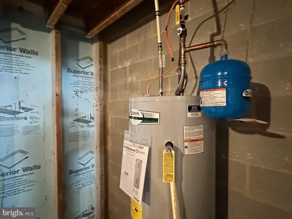view of utility room