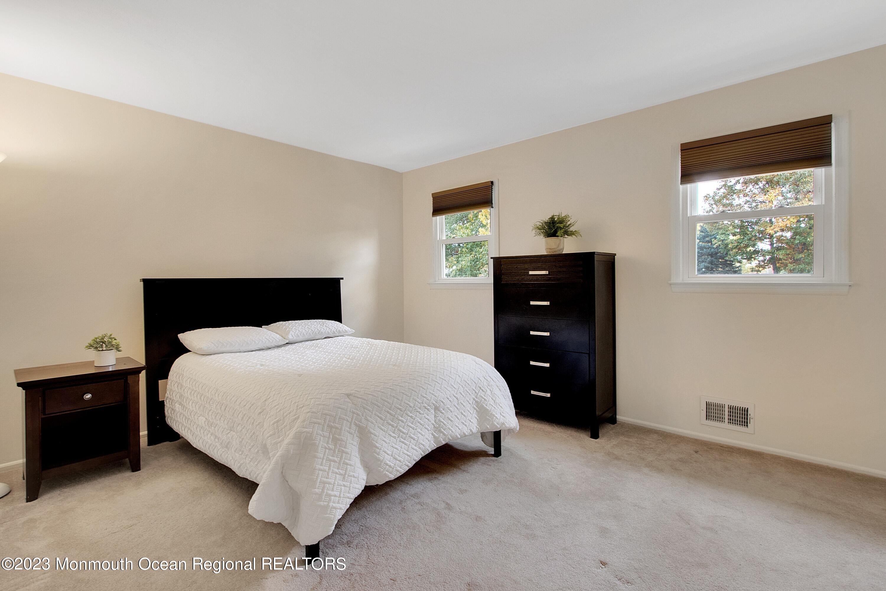 14 Apollo Road Manalapan, NJ 07726 - Photo 22 of 47 _E3A2588_12923629