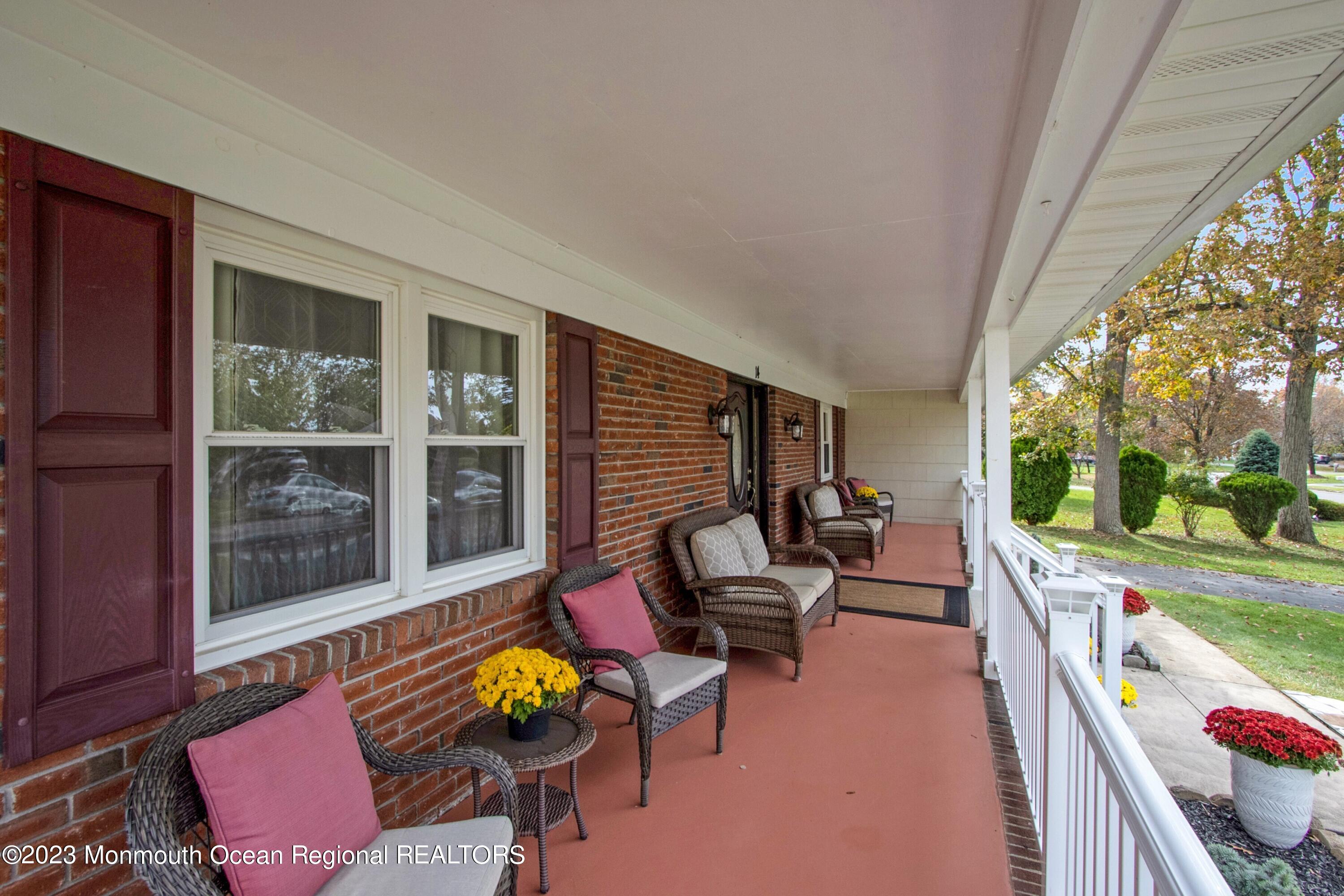14 Apollo Road Manalapan, NJ 07726 - Photo 4 of 47 _E3A2386_12923580