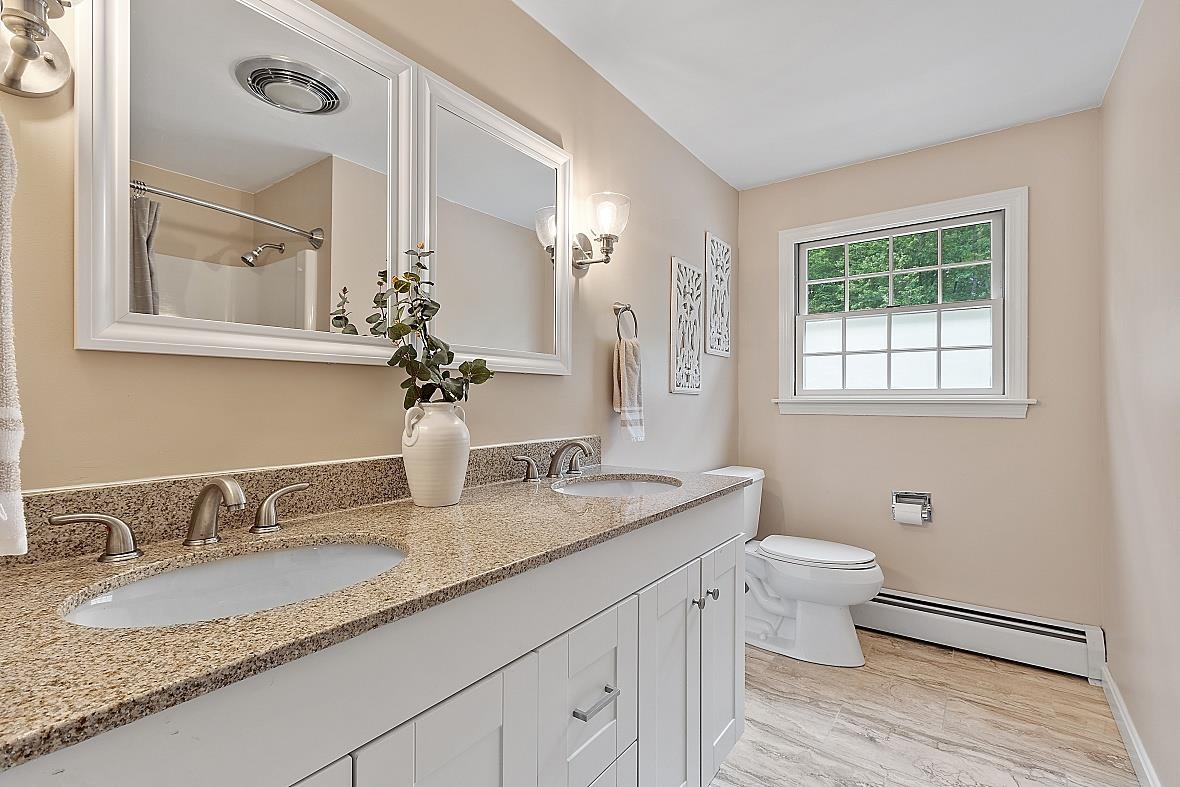 66 Walker Road Atkinson, NH 03811 - Photo 15 of 32