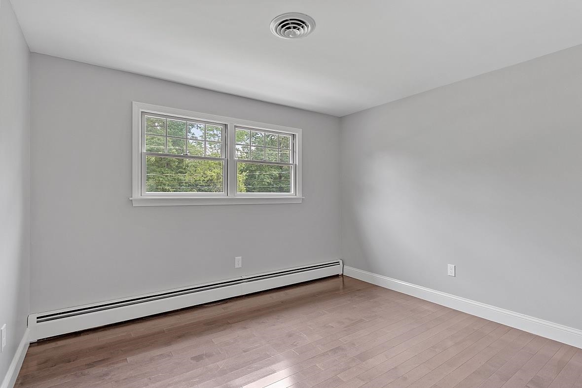 66 Walker Road Atkinson, NH 03811 - Photo 16 of 32