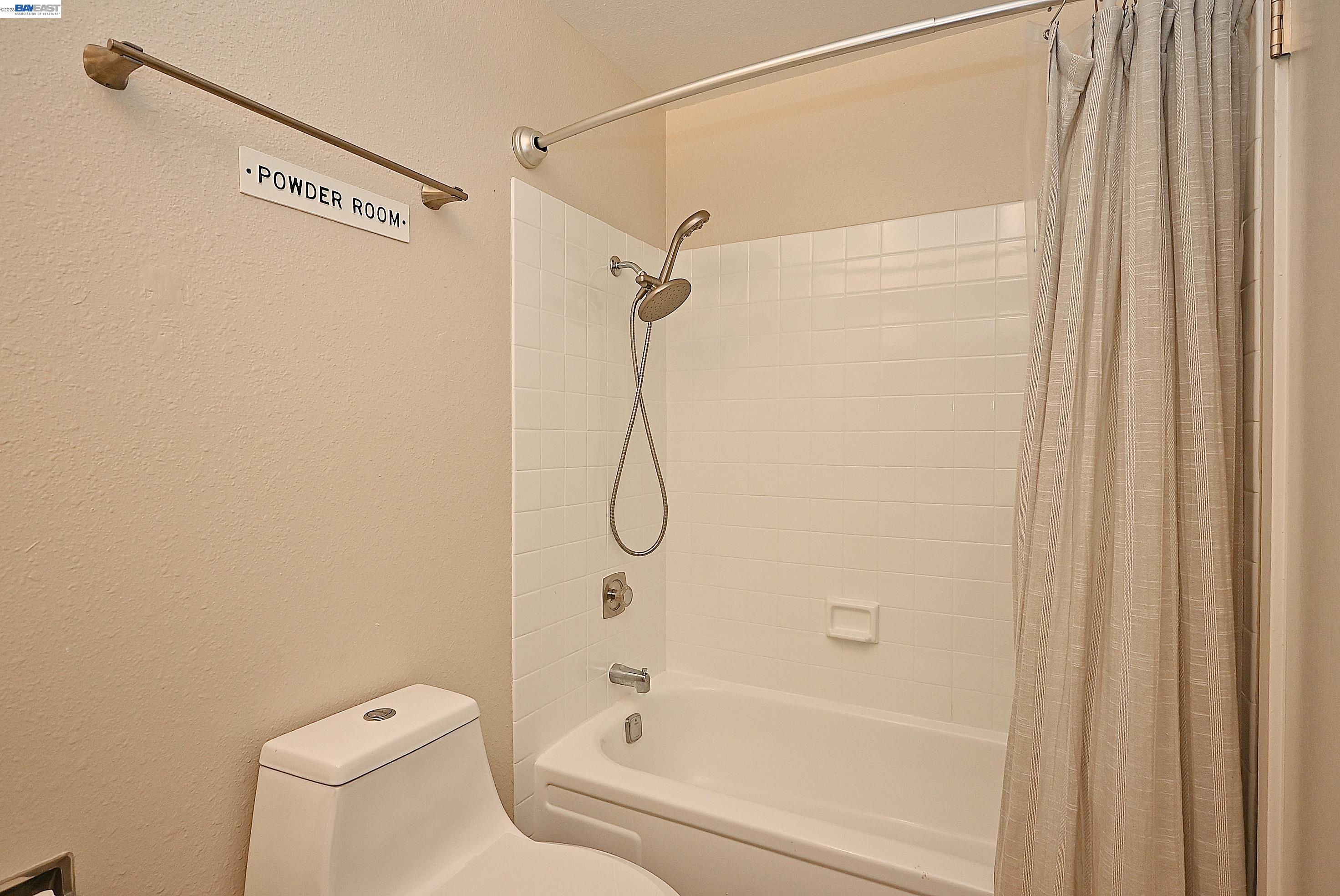 17994 Azalea Road Hayward, CA 94541 - Photo 26 of 37