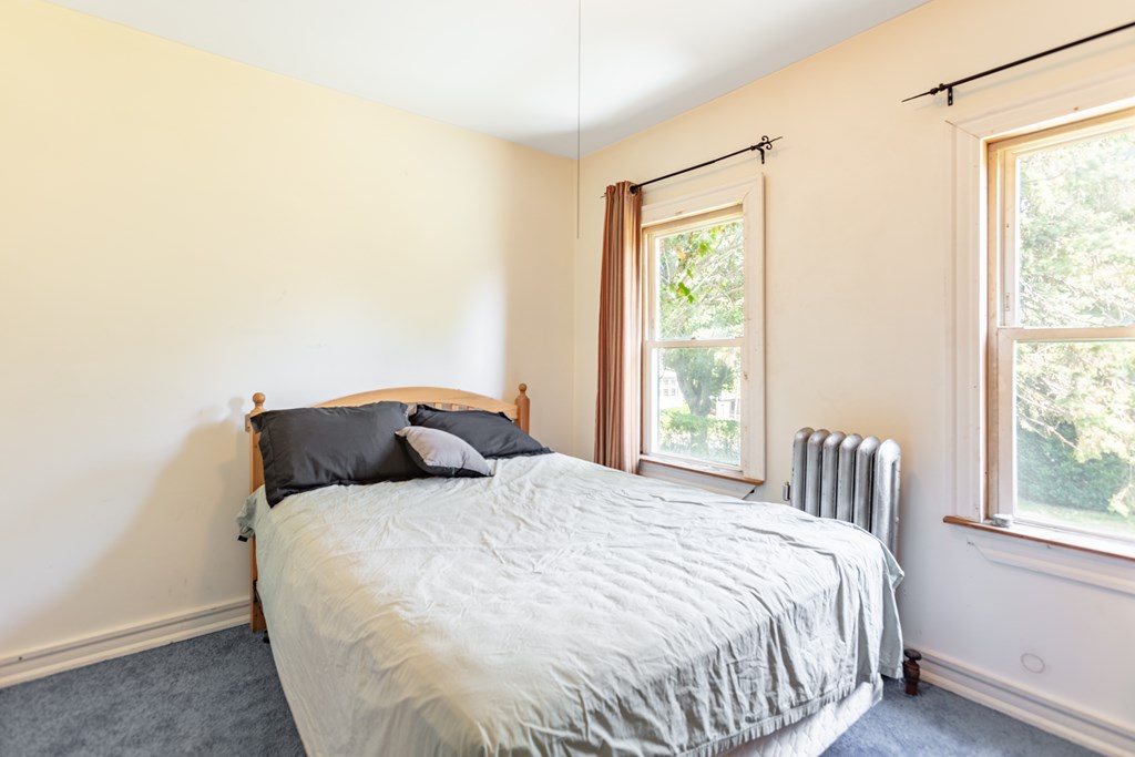 75 Whipple Street Worcester, MA 01607 - Photo 8 of 19 Gallery Image 8