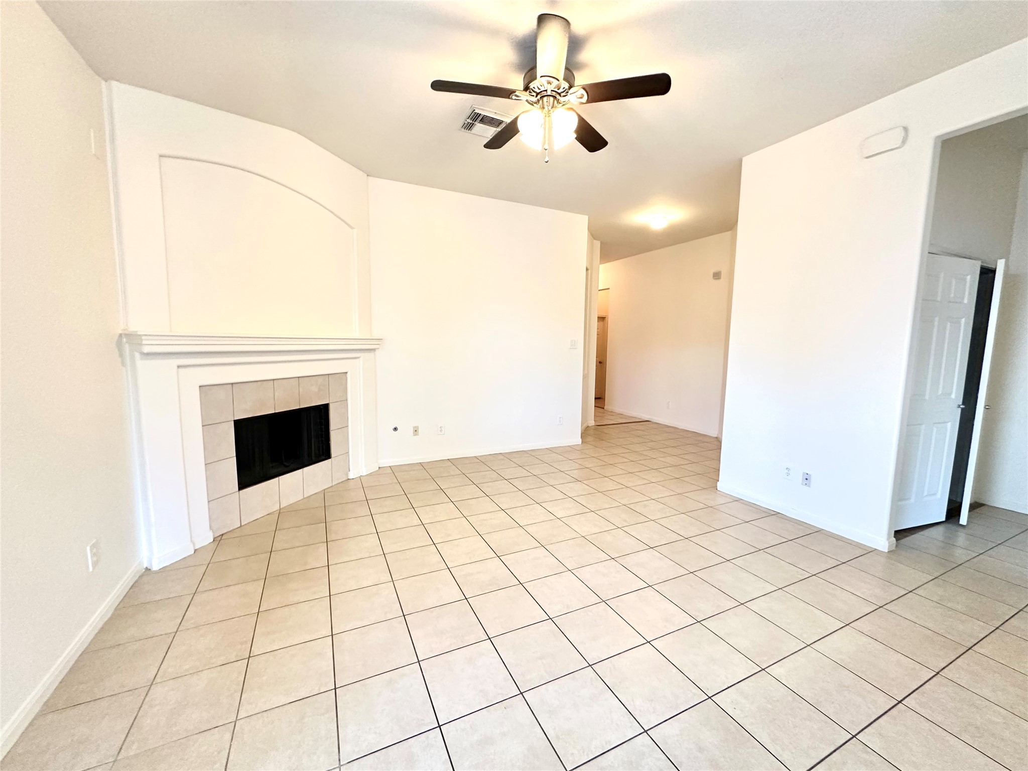 14611 Becurtesy Court Cypress, TX 77429 - Photo 3 of 19