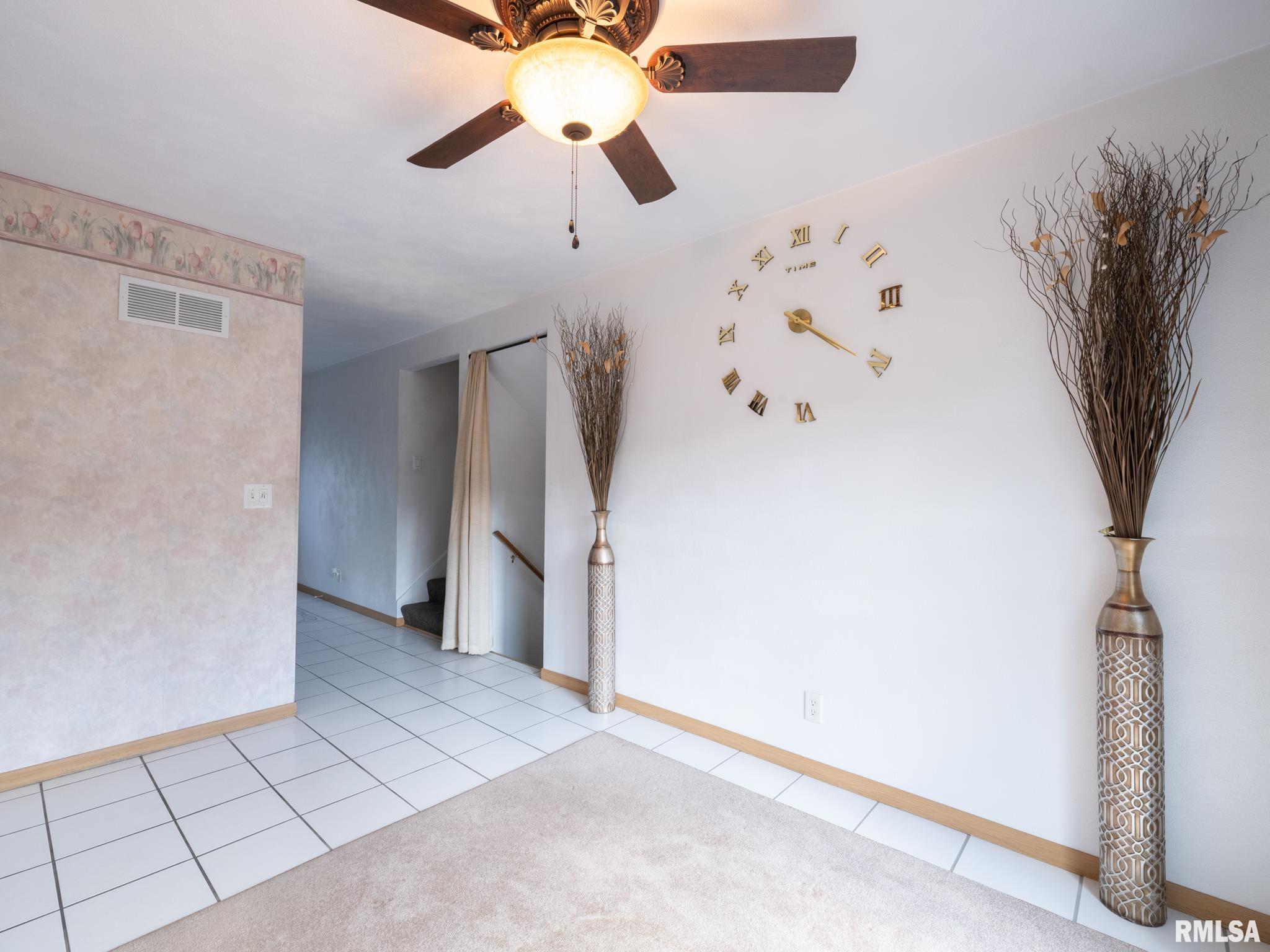 2721 North Rustic Ridge Drive Peoria, IL 61604 - Photo 15 of 52