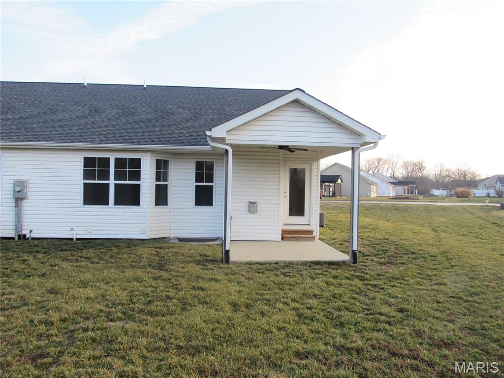 701 North Edison Street Freeburg, IL 62243 - Photo 4 of 18