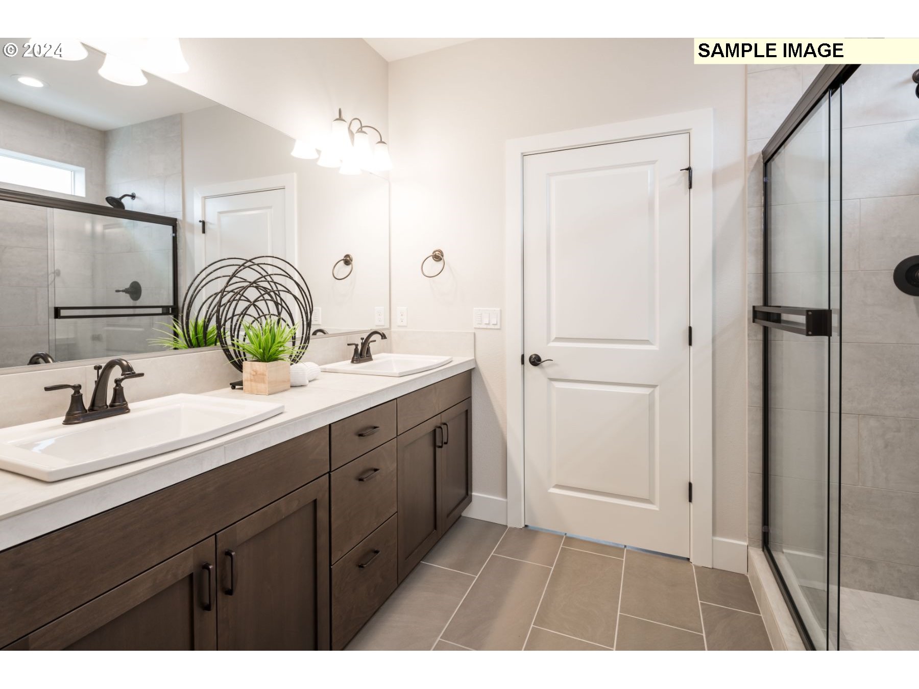 2154 South River Road Kelso, WA 98626 - Photo 11 of 13 Gallery Image 11